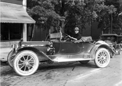 1915 Typical Automobile